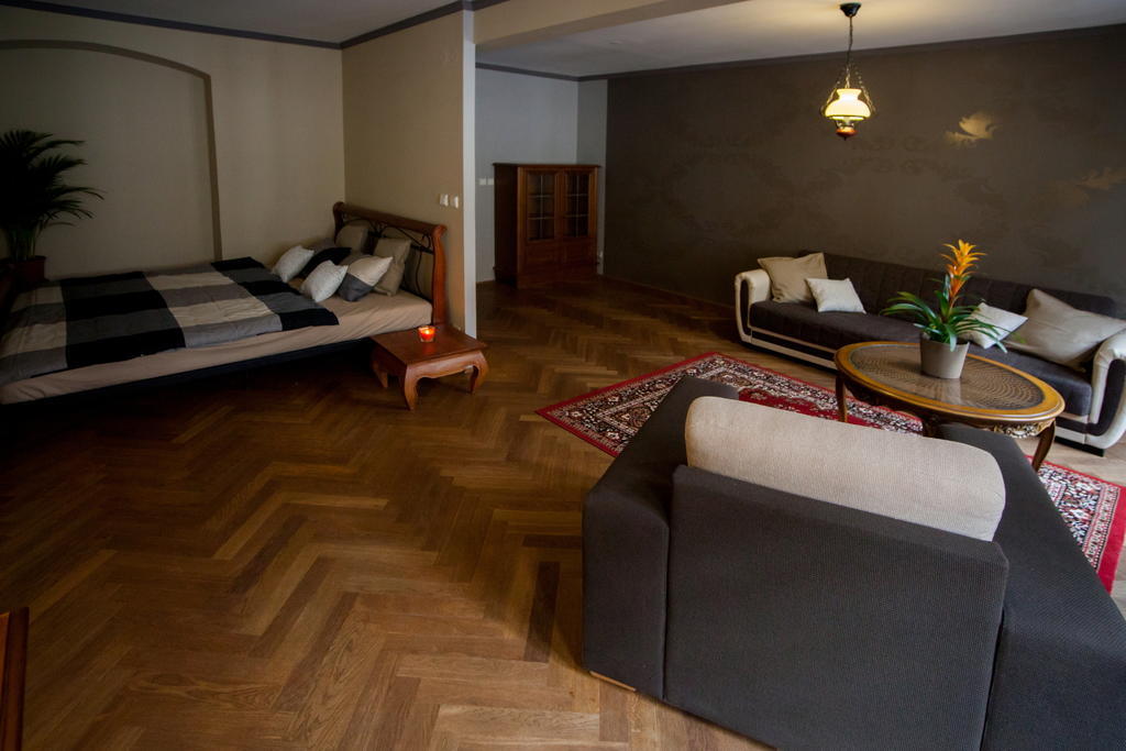 Apartment Nerudova By Interhome Praha Ruang foto